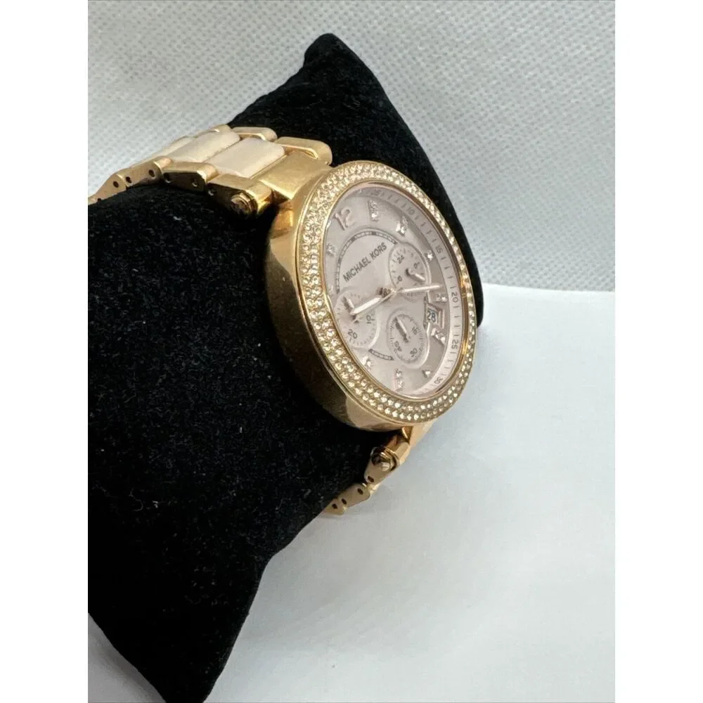 Michael Kors Parker MK5896 Women Rose Gold Analog Dial Quartz Wrist Watch JNA383